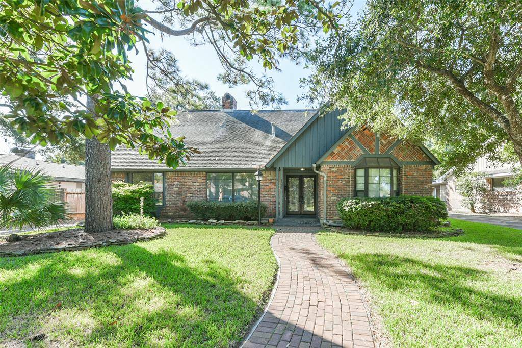 Houston, TX 77058,1326 Saxony LN