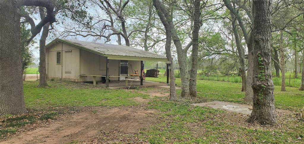 Rosharon, TX 77583,6934 County Road 42