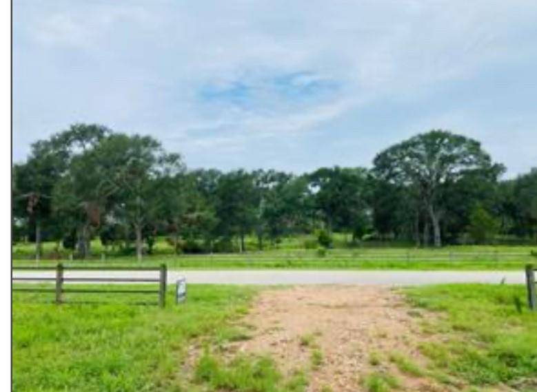 Bellville, TX 77418,3878 Eli RD