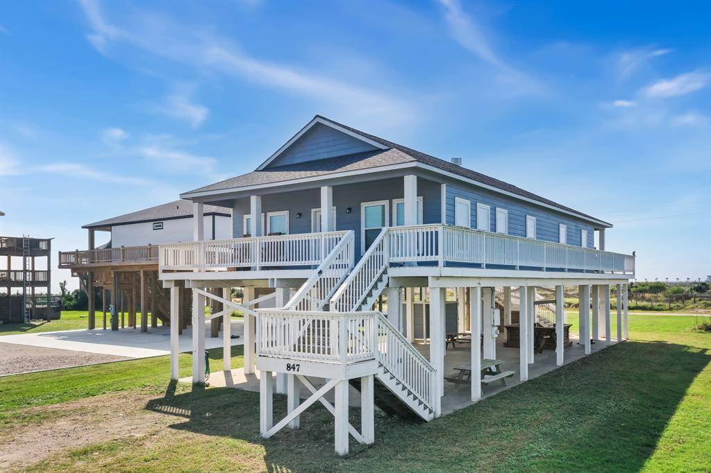 Crystal Beach, TX 77650,847 S Tinkle LN