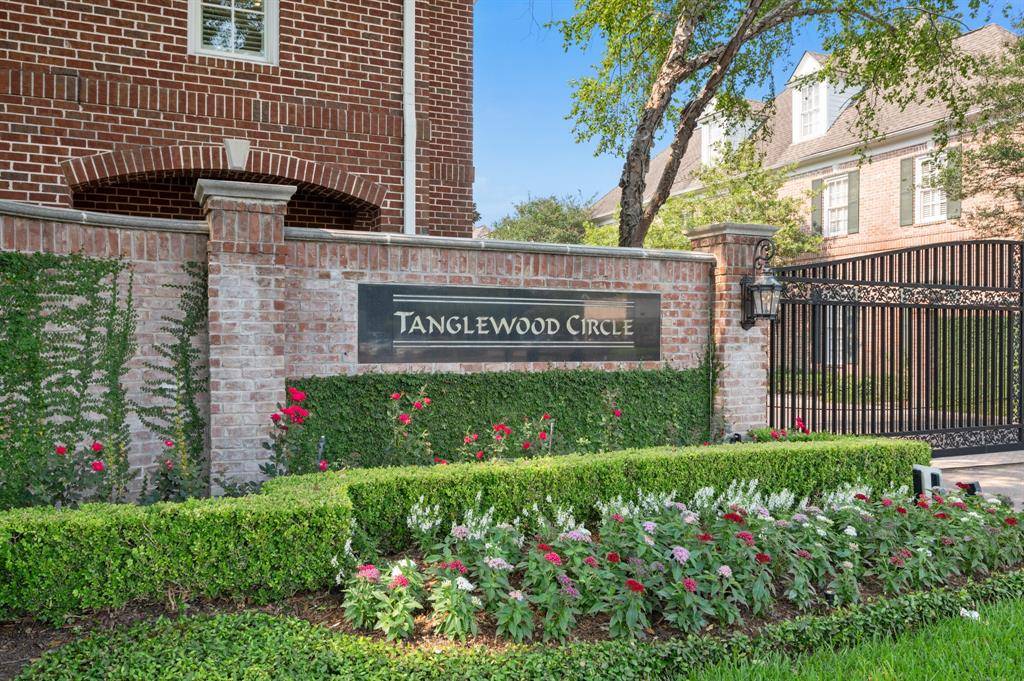 Houston, TX 77057,5746 Tangle Circle LN