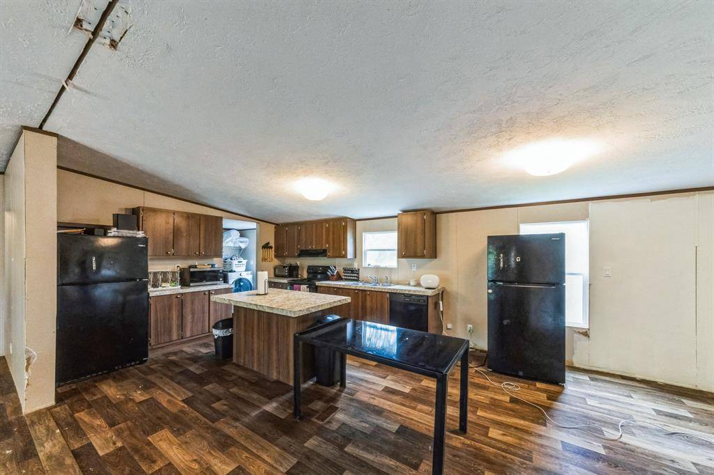 Brazoria, TX 77422,17968 County Road 426