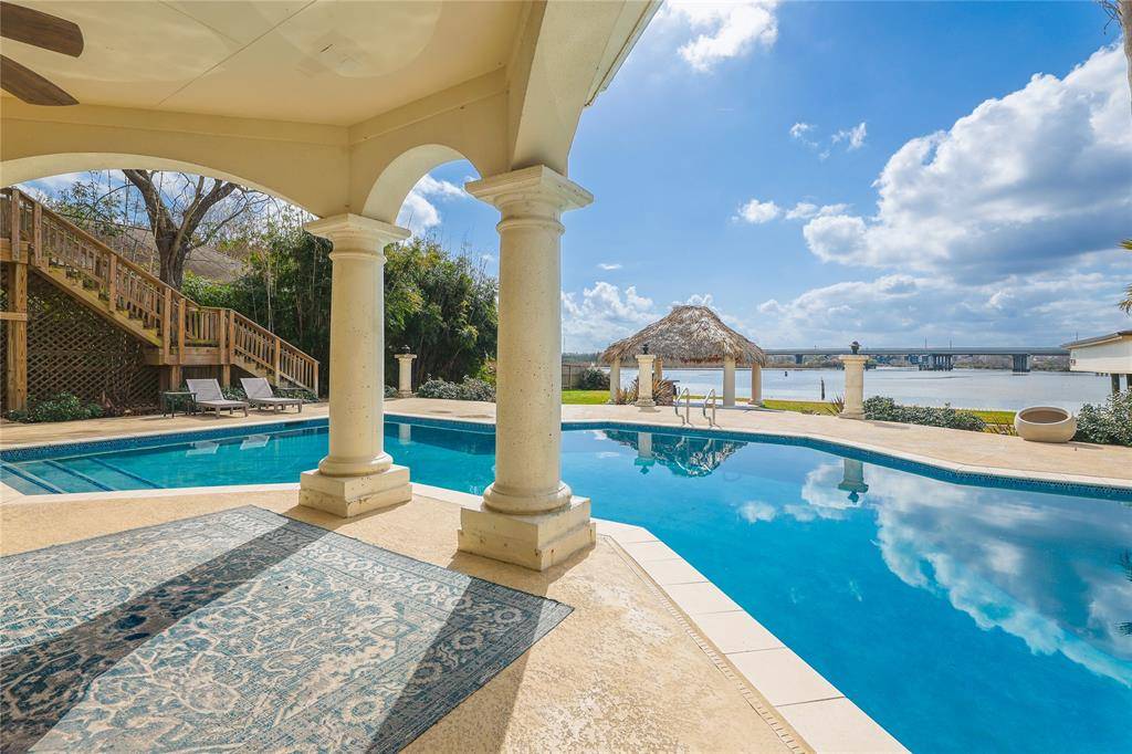 Houston, TX 77058,18618 Barbuda LN