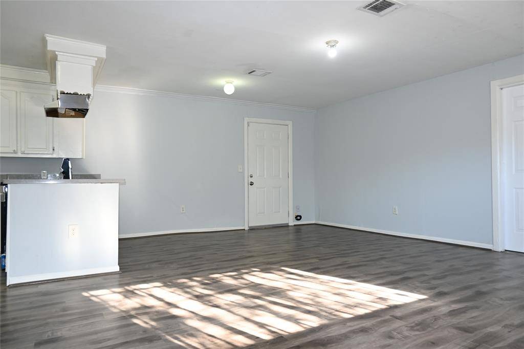 Houston, TX 77021,3502 Mainer ST
