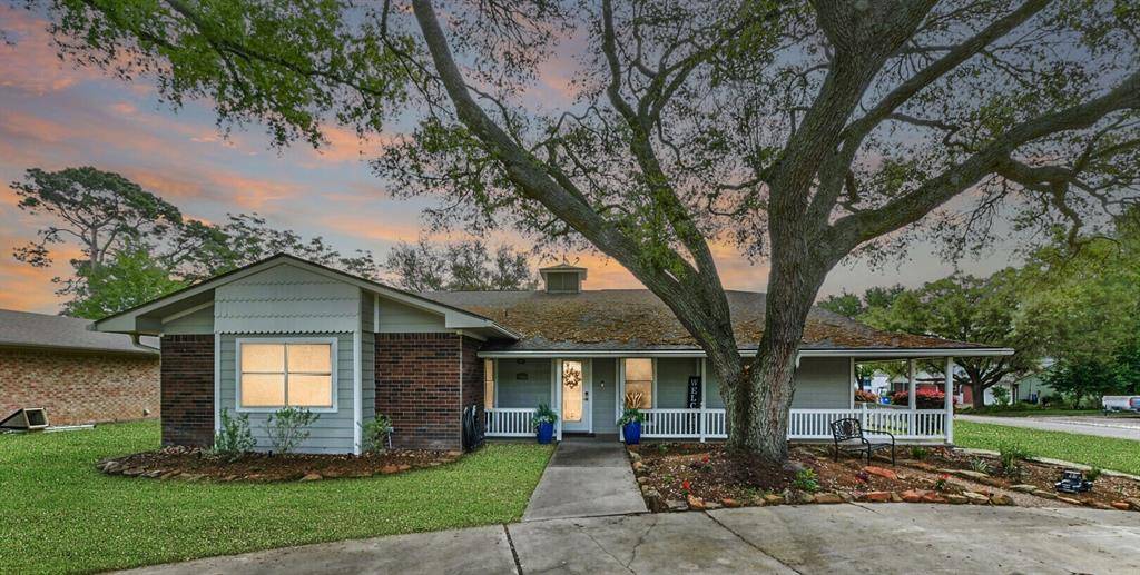 Willis, TX 77318,9818 Twin Shores DR