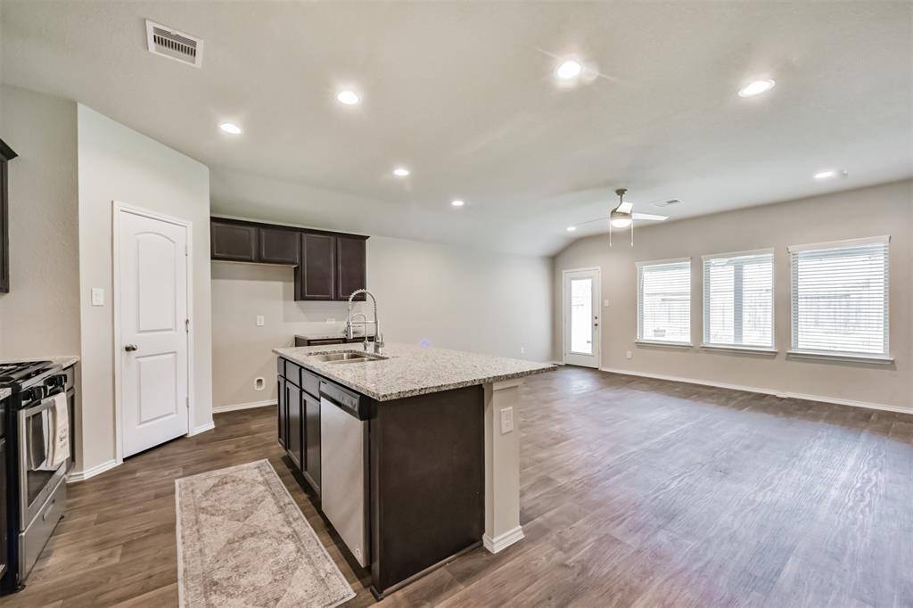 New Caney, TX 77357,20447 Green Mountain DR