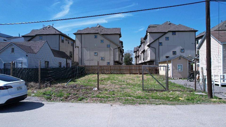 Houston, TX 77003,503 N Nagle ST