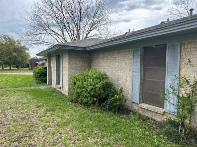 Sweeny, TX 77480,1501 Azalea ST