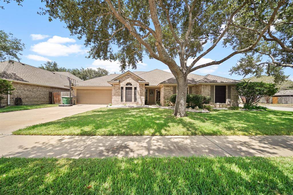 Victoria, TX 77904,307 Westbrook DR