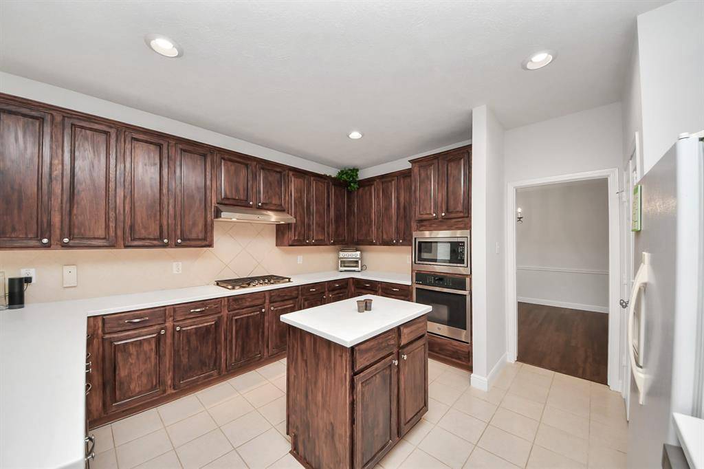 Friendswood, TX 77546,313 Overlook DR