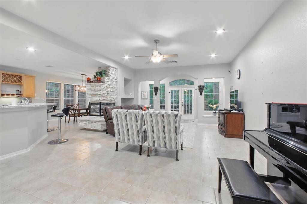 The Woodlands, TX 77384,22 Watermint PL