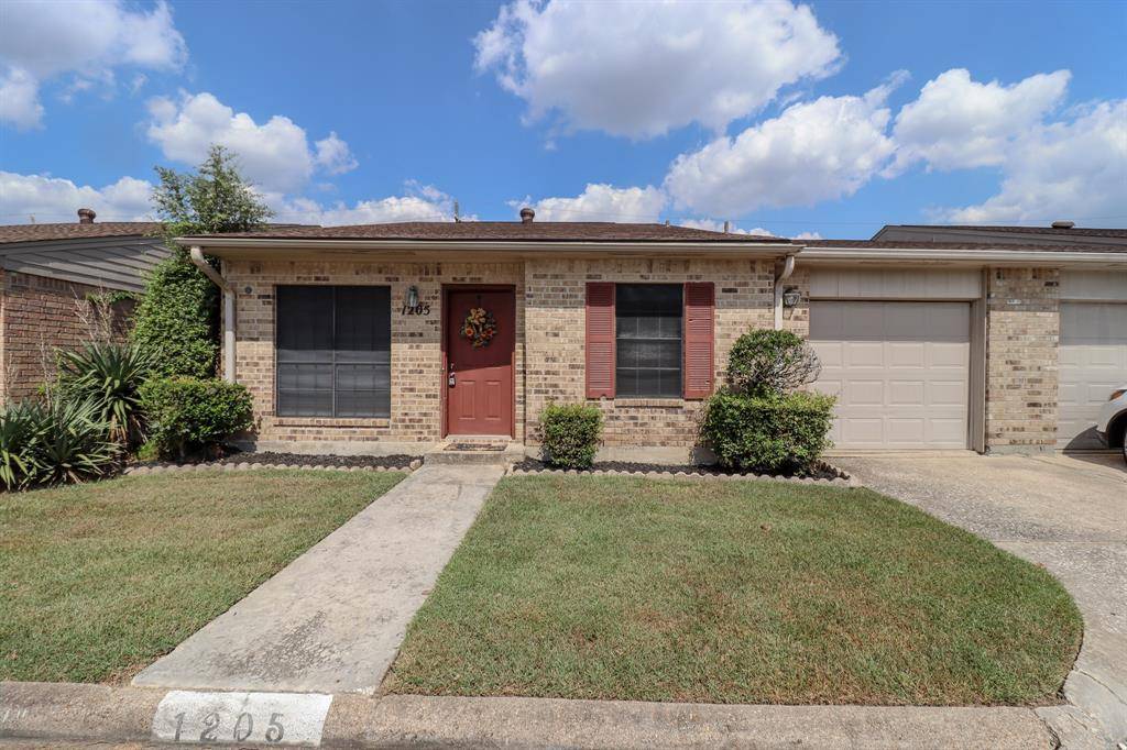 Beaumont, TX 77706,1205 Park Meadow DR