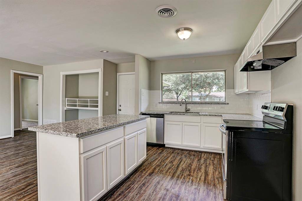Rosenberg, TX 77471,1803 Jones ST