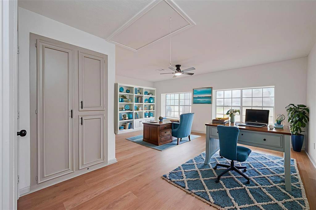 Houston, TX 77092,6023 Viking DR