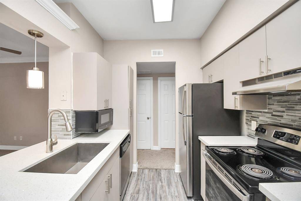 Houston, TX 77082,3225 Woodland Park DR #0452