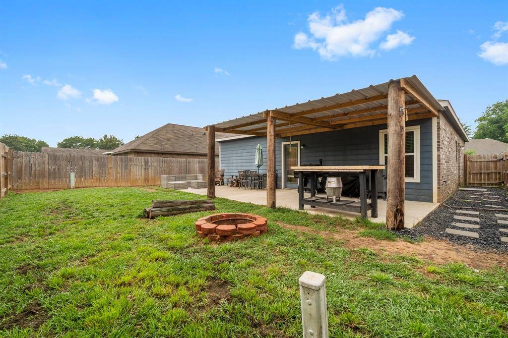 Willis, TX 77318,14982 Port CIR