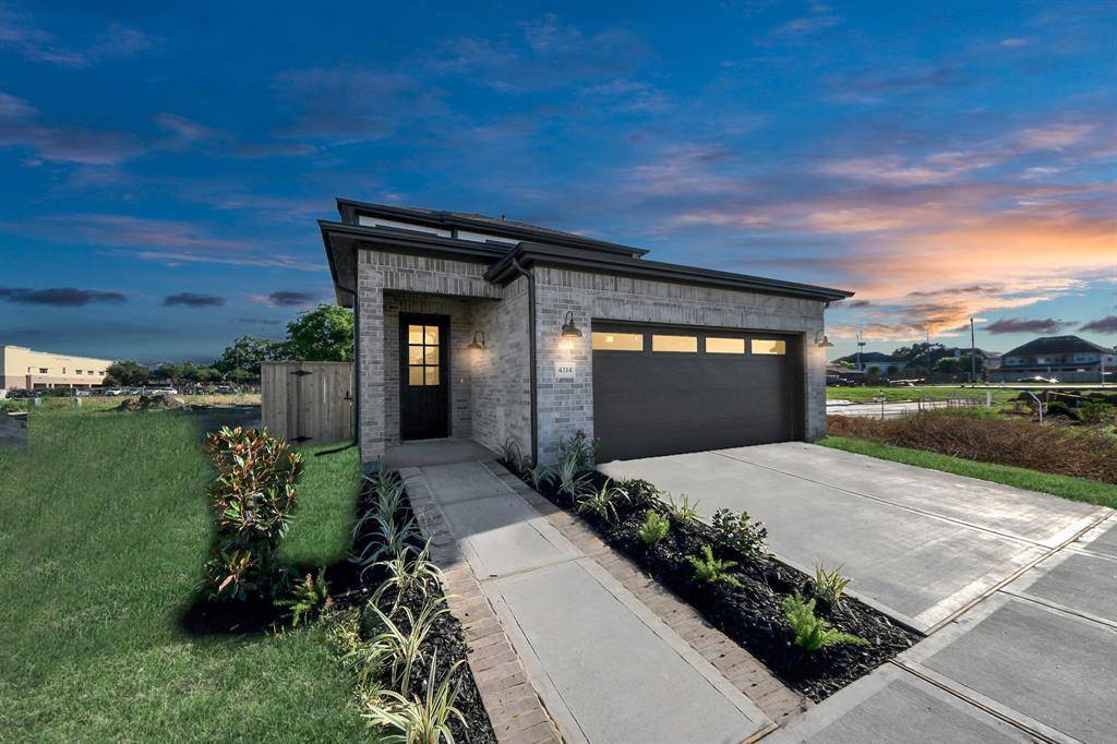Stafford, TX 77477,4344 Avron DR