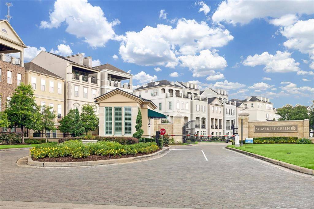 Houston, TX 77055,3506 Kensington Gardens LN