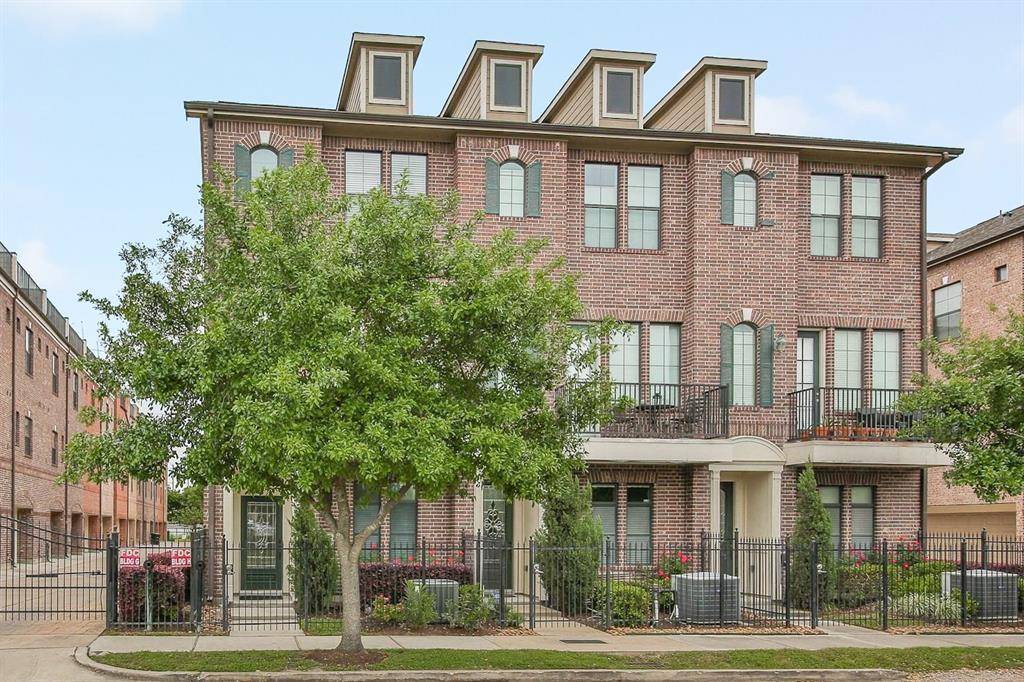 Houston, TX 77007,2110 Shearn ST #36