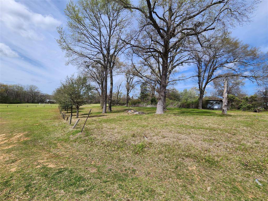 Palestine, TX 75801,105 Easy ST
