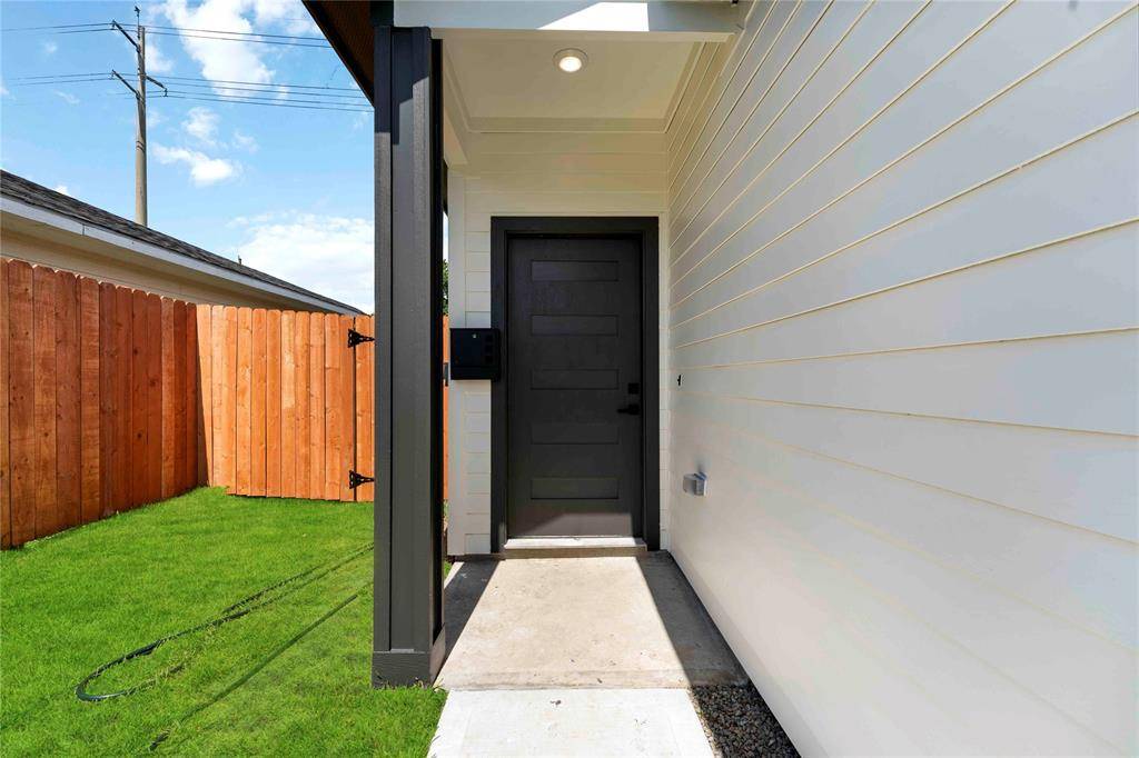 Houston, TX 77051,9514 Ashville DR