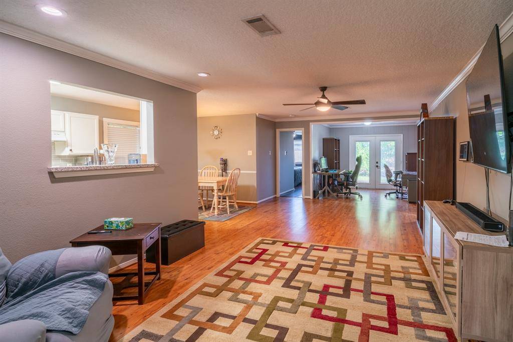 Dickinson, TX 77539,5516 Thistle DR