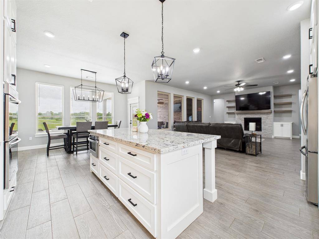 Richwood, TX 77515,2711 Oakwood Shores DR