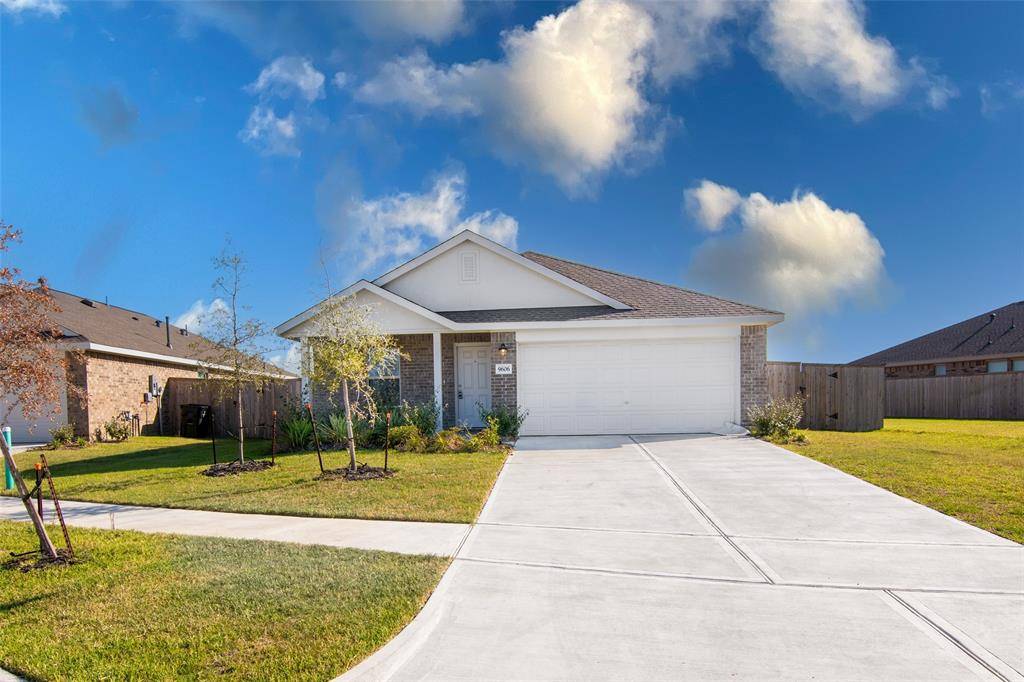 Baytown, TX 77521,9606 fulvetta briar court