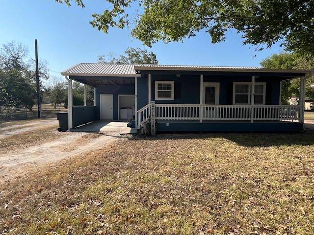 Flatonia, TX 78941,411 4th ST W