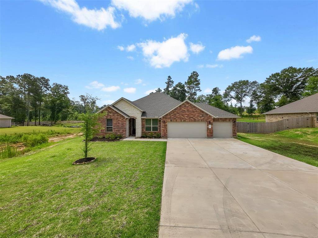 New Waverly, TX 77358,213 Jim Hall LN