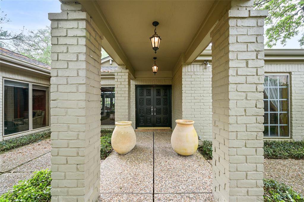 Piney Point Village, TX 77024,435 Flint Point DR