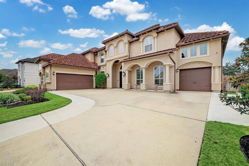 Sugar Land, TX 77479,5015 Harvest Chase LN