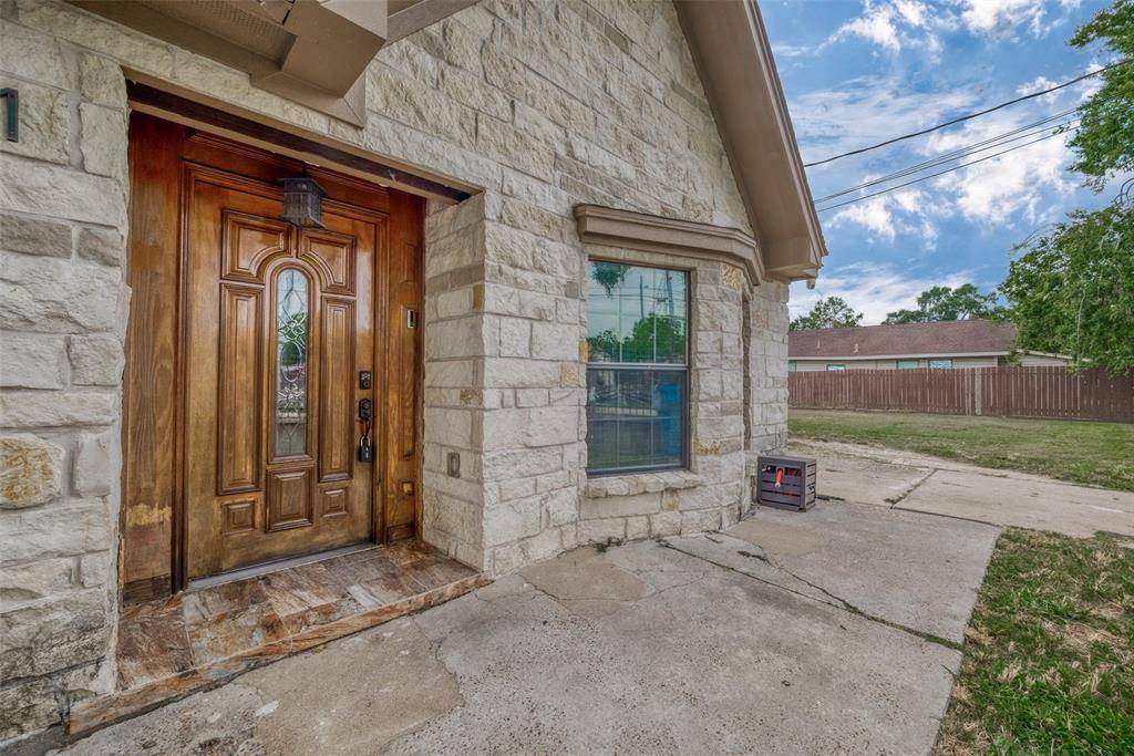 South Houston, TX 77587,511 Avenue I