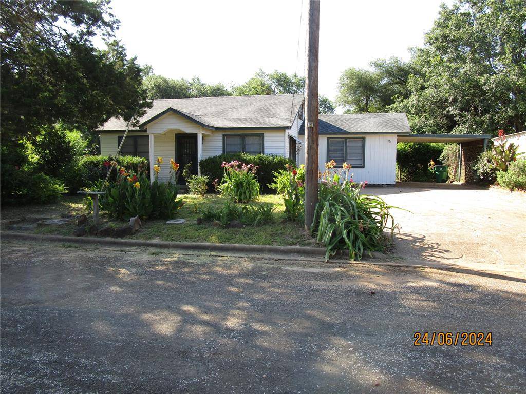 Grapeland, TX 75844,605 Myrtle ST