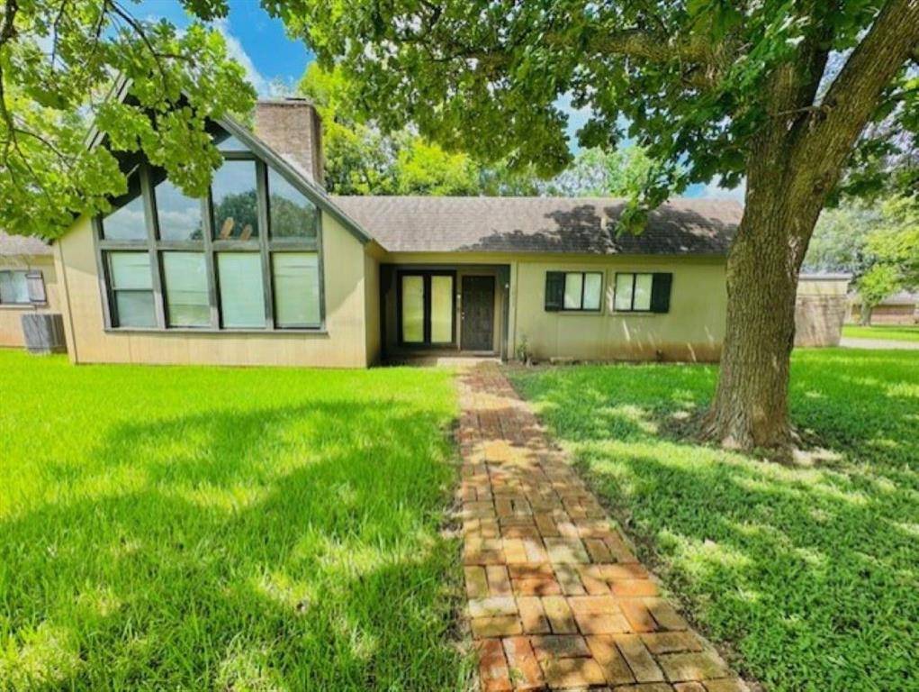 Wharton, TX 77488,1628 Kelving Way