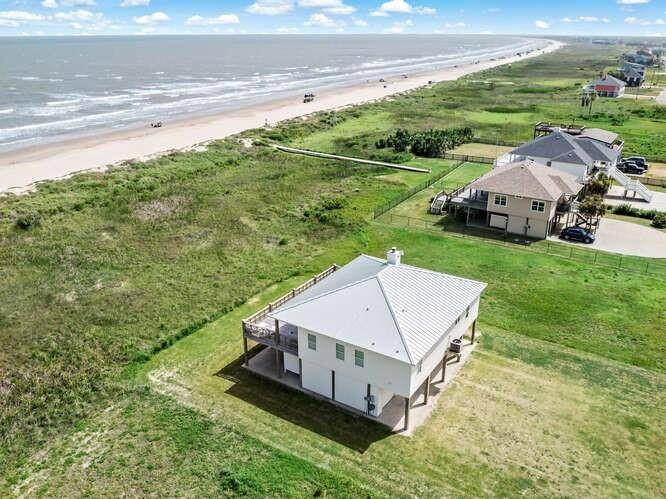 Crystal Beach, TX 77650,362 Atkinson