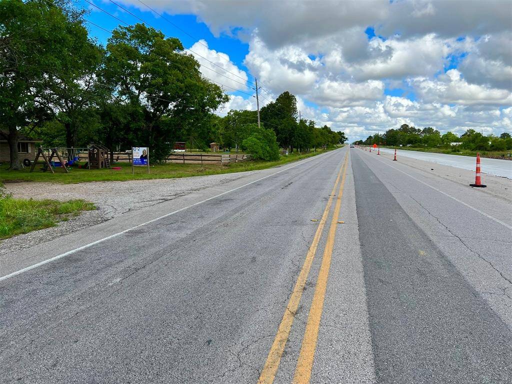 Guy, TX 77444,17636 Highway 36