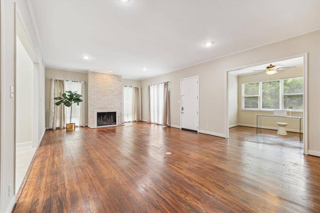 Houston, TX 77063,7924 Woodway DR