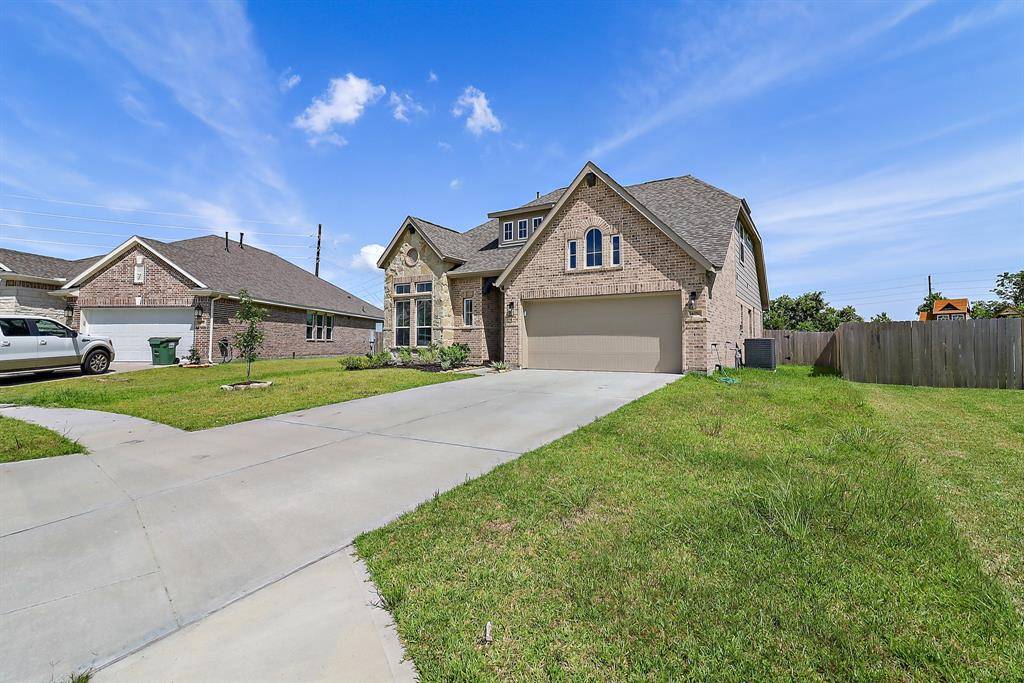 Baytown, TX 77523,14050 S River DR