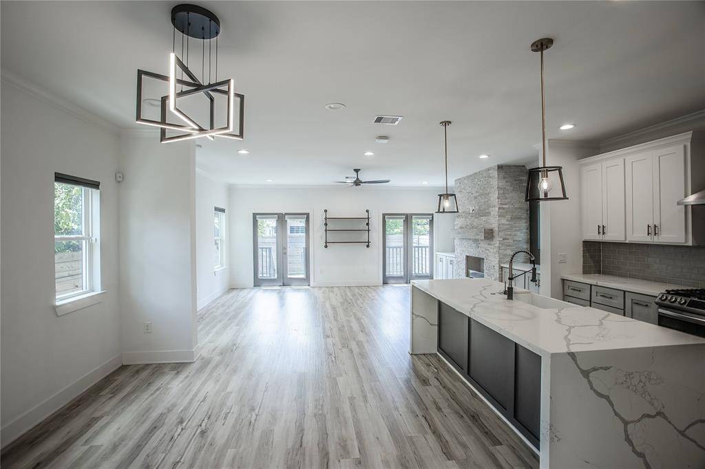 Houston, TX 77022,3323 Cornell ST