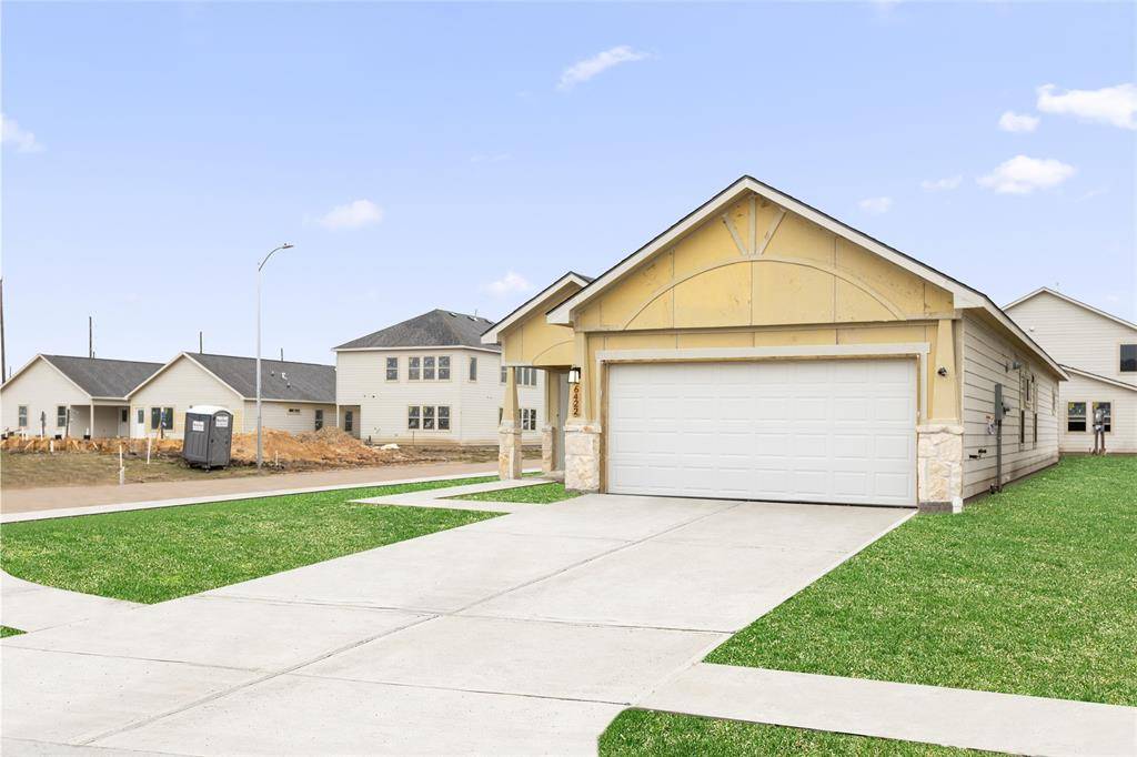 Rosharon, TX 77583,6422 Pomona CT