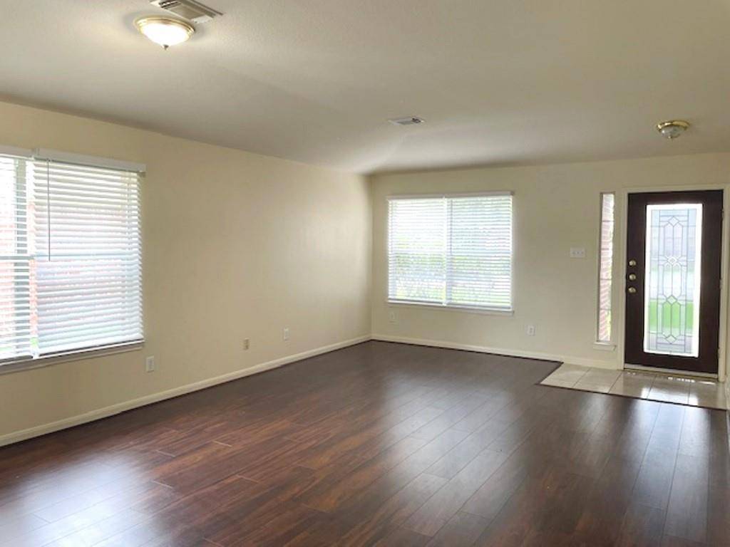 Sugar Land, TX 77479,5230 Meadow Canyon DR