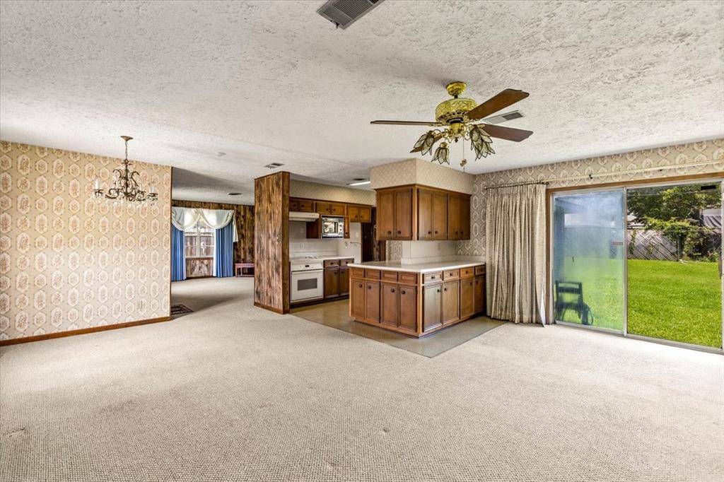 Houston, TX 77015,12322 Kitty LN