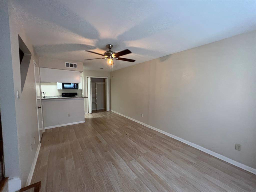 Houston, TX 77042,2100 Wilcrest DR #106