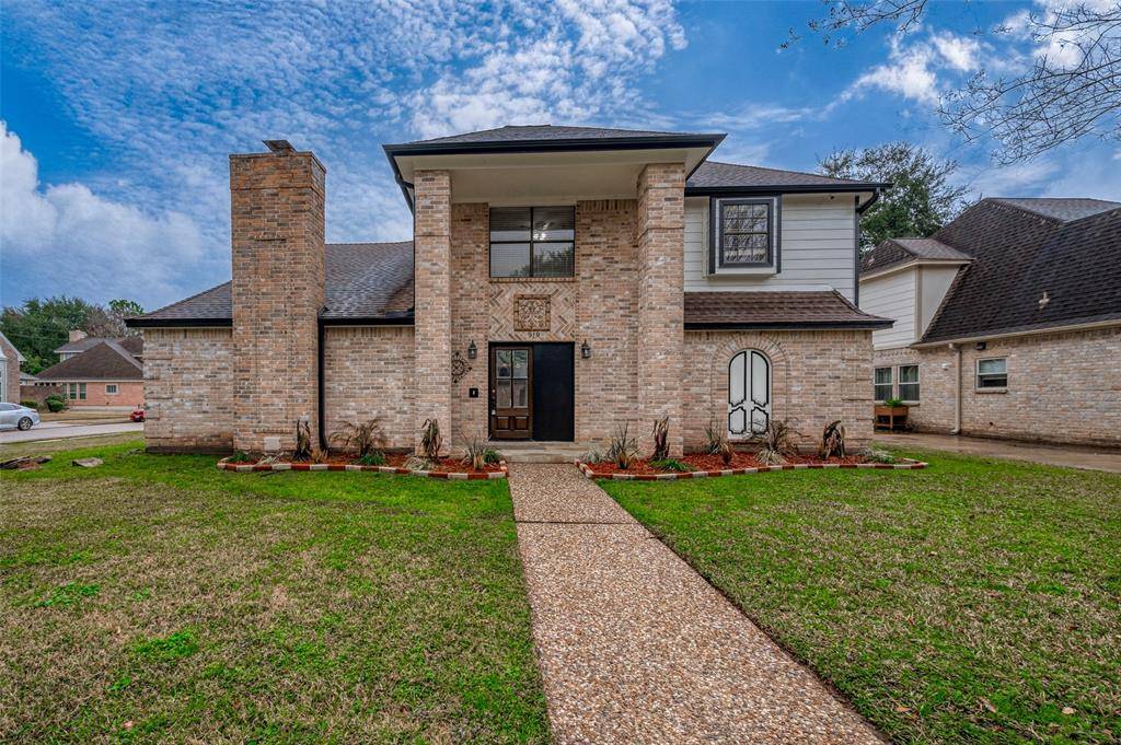 Sugar Land, TX 77478,919 Mockingbird WAY