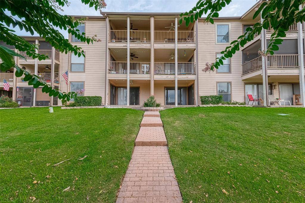 Conroe, TX 77356,110 D Lakeview Terrace #110D