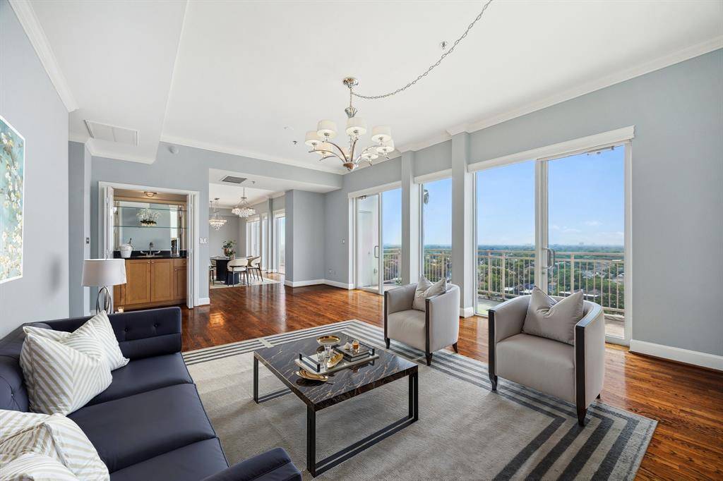 Houston, TX 77005,2520 Robinhood ST #1205