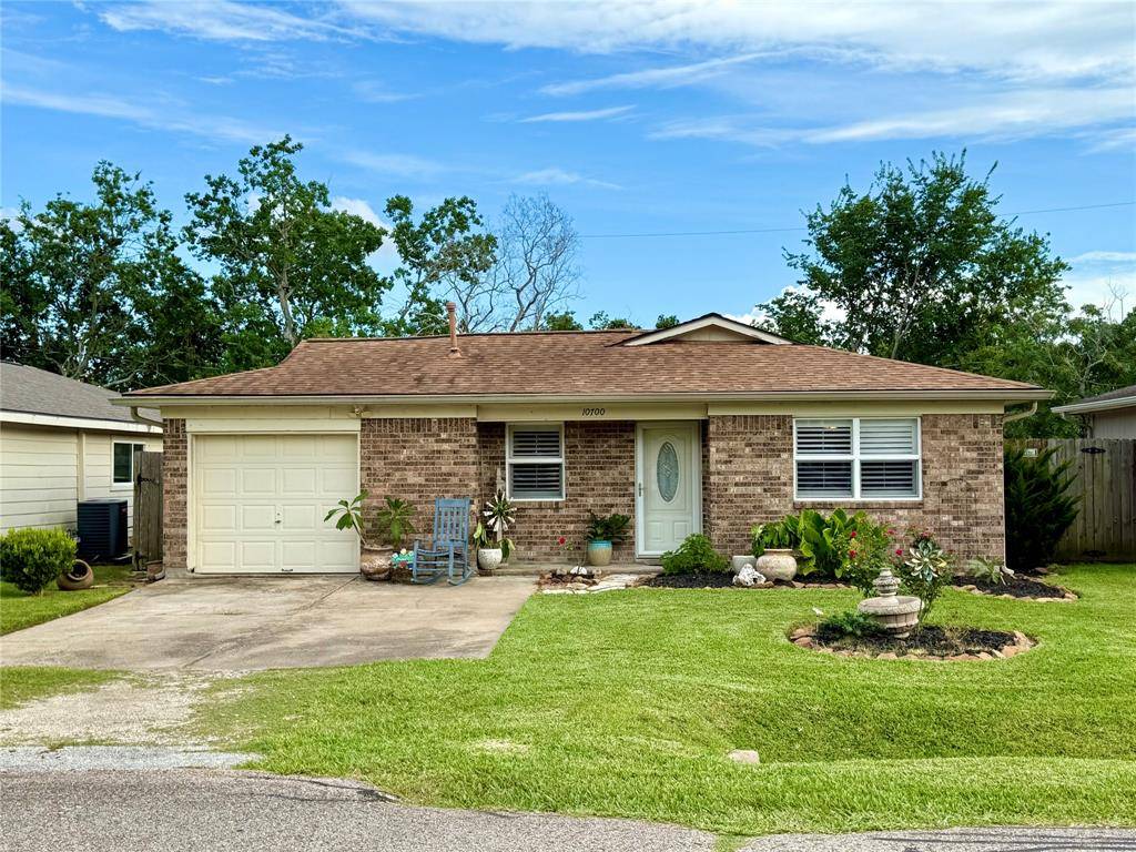 La Porte, TX 77571,10700 Bois D Arc ST