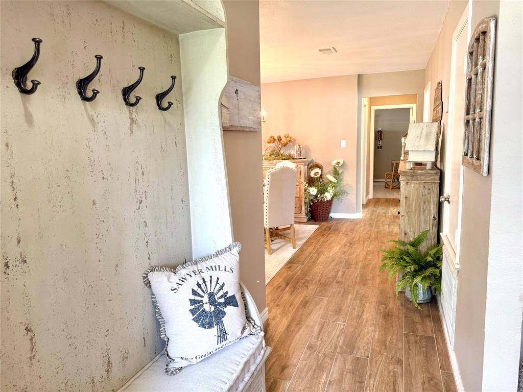 La Porte, TX 77571,10700 Bois D Arc ST