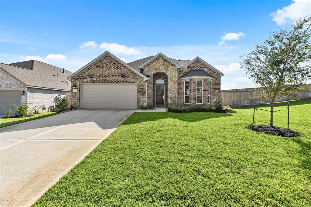 Montgomery, TX 77356,104 Dina LN